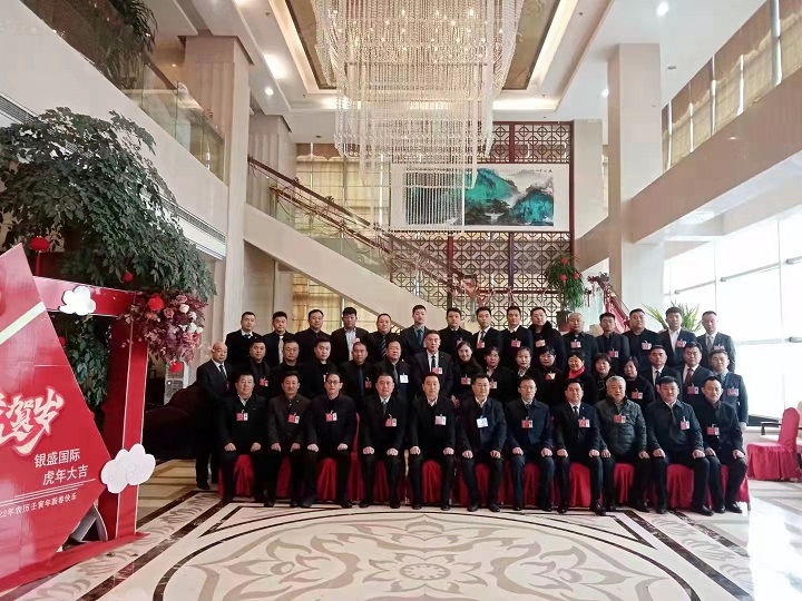 我公司董事長王曉文，通過民主選舉成為菏澤市高新區(qū)人大代表