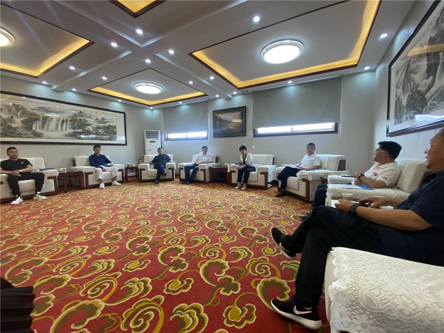 6月26日，省衛(wèi)健委一行7人在高新區(qū)領(lǐng)導(dǎo)陪同下來(lái)我司考察工作，并給出充分肯定。